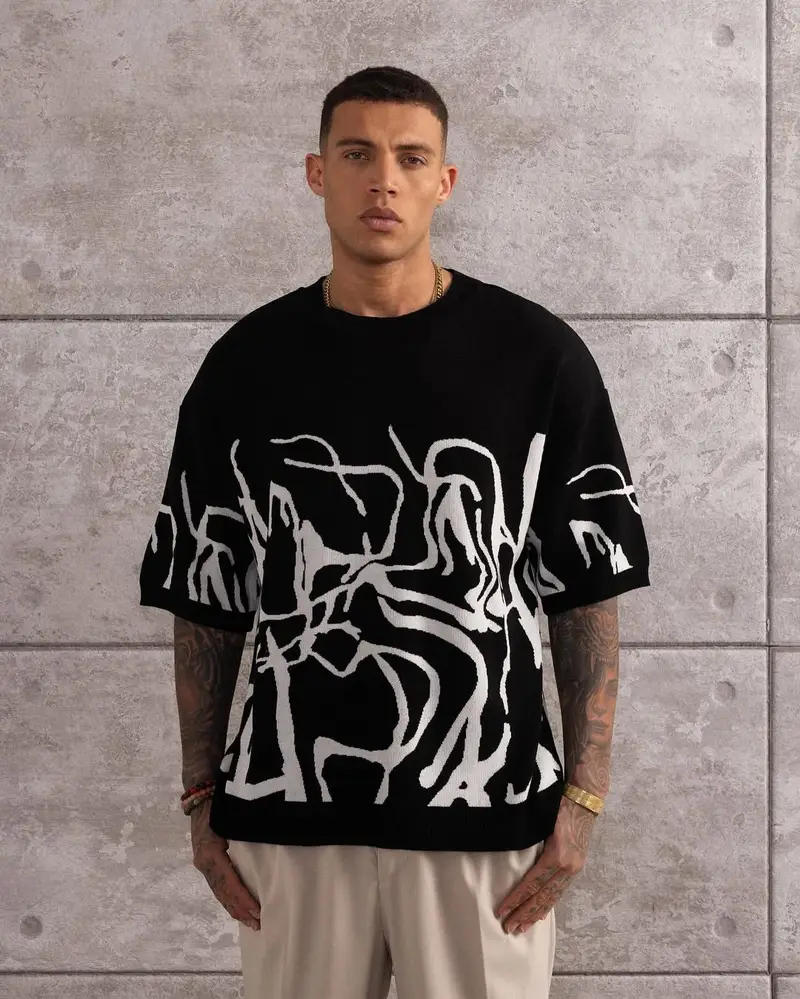 Sketch knit tshirt