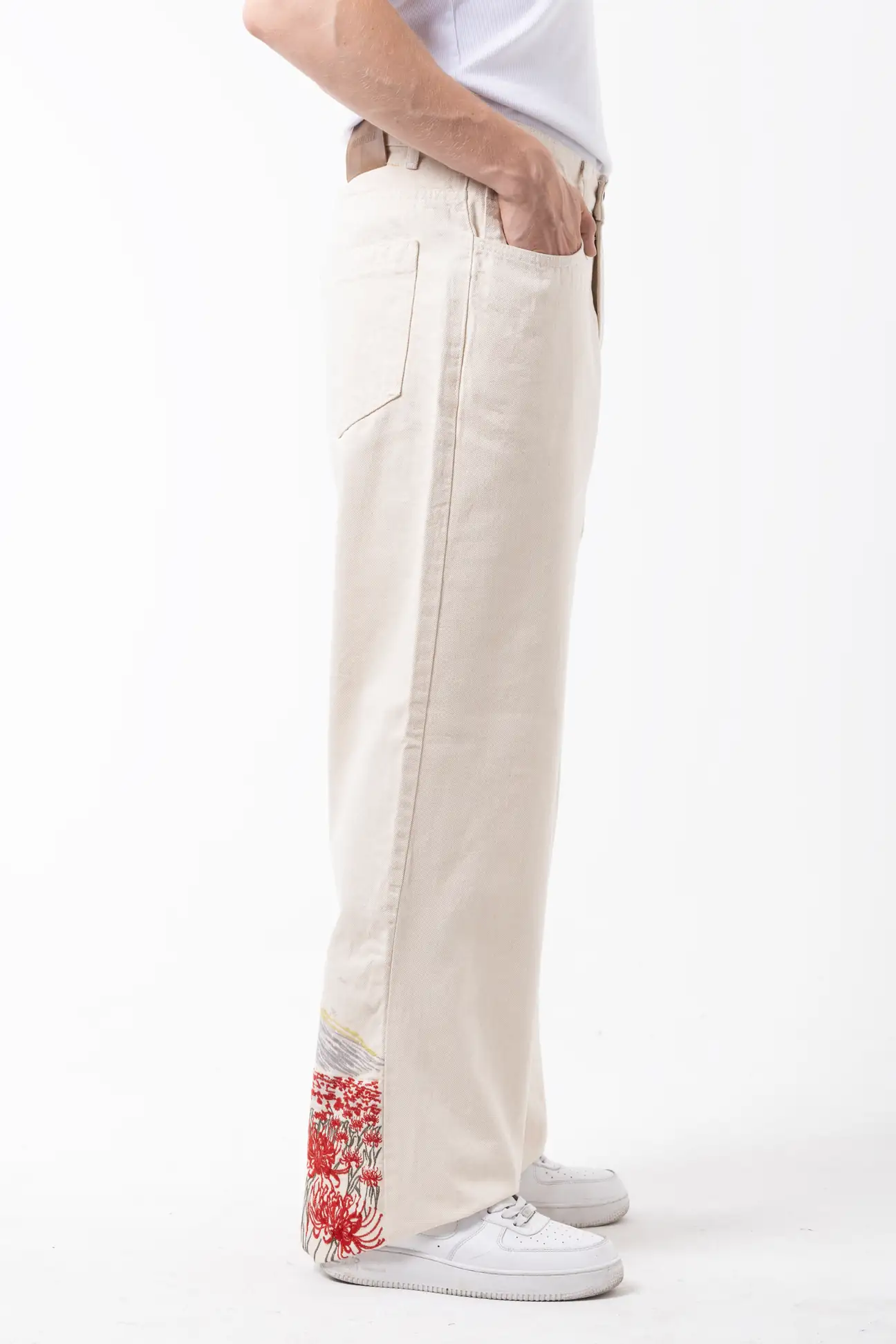 BAGGY CACTUS EMBROIDERED JEAN