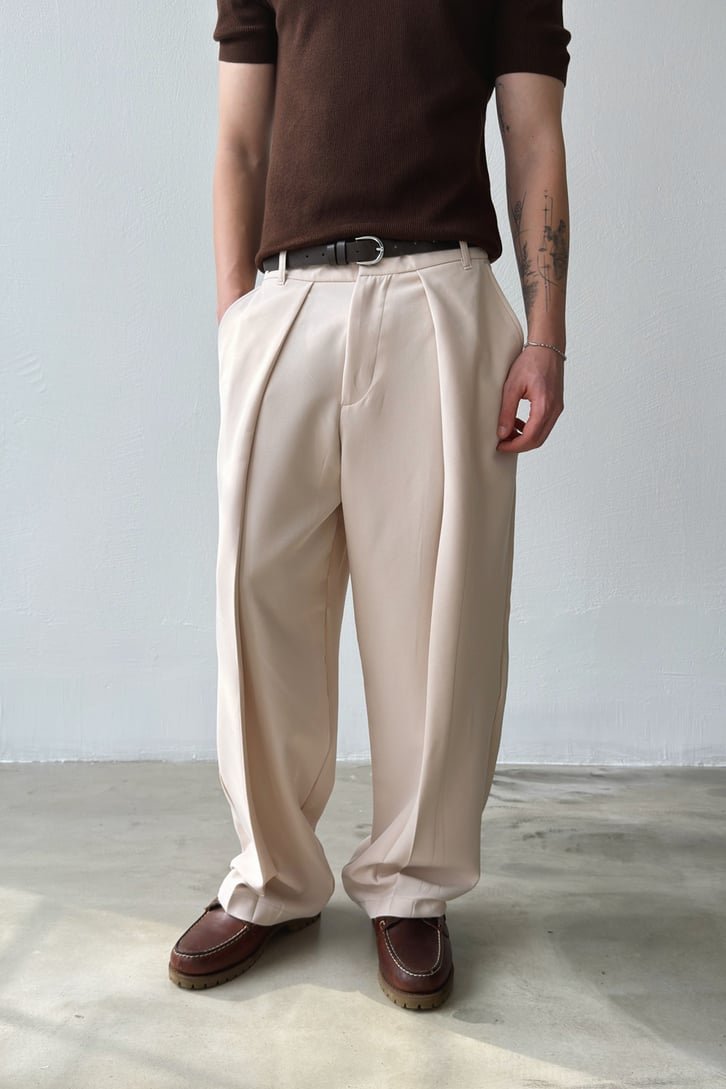 Beige Ultra wide leg pant without belt
