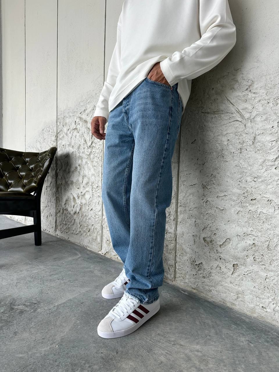 Blue baggy jean “11”