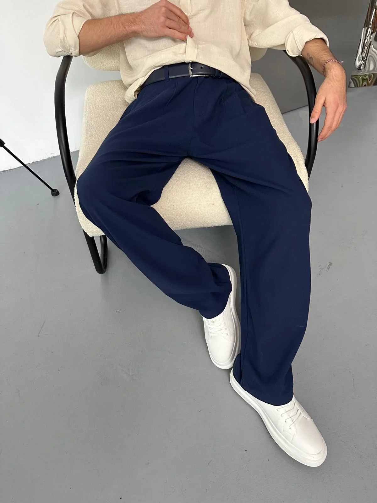 Navy blue Classic baggy trouser