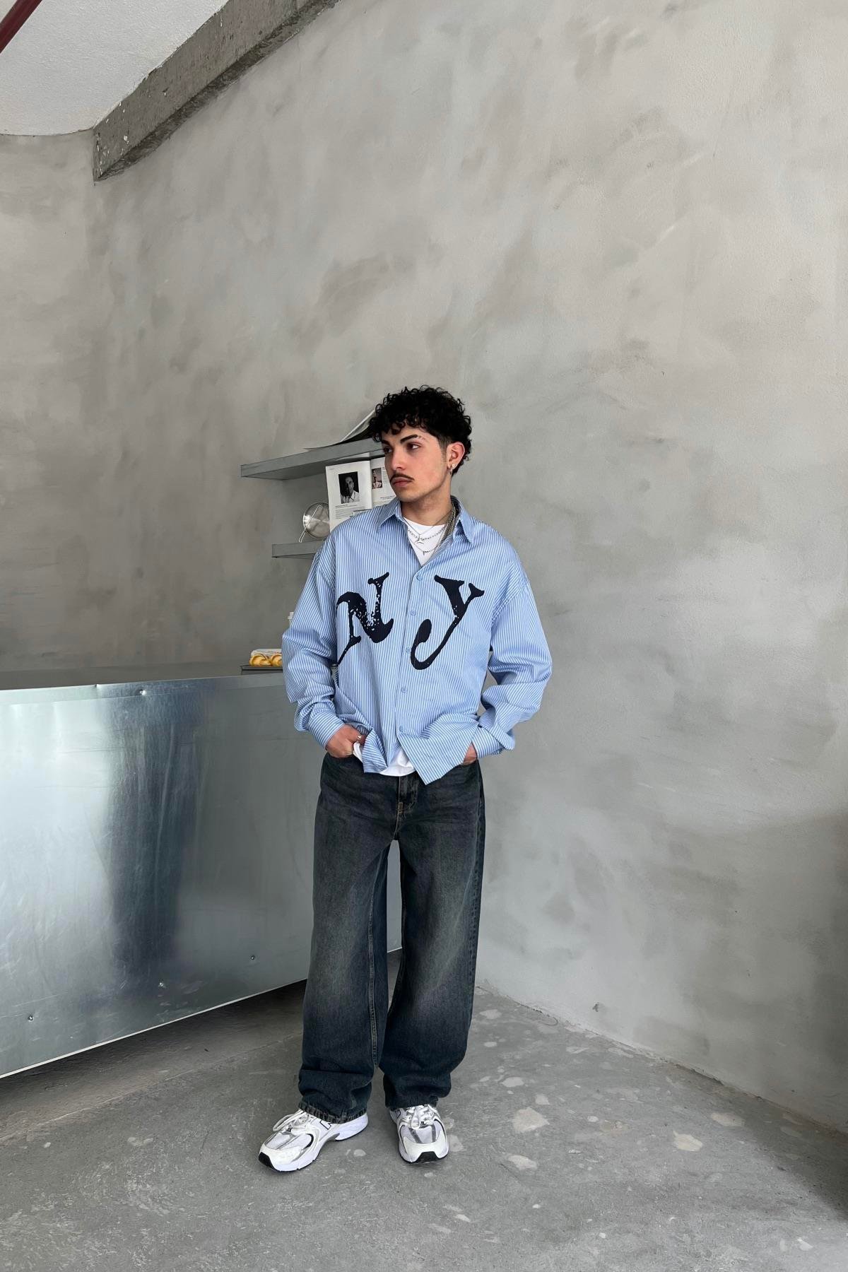 NY blue shirt with white stripes