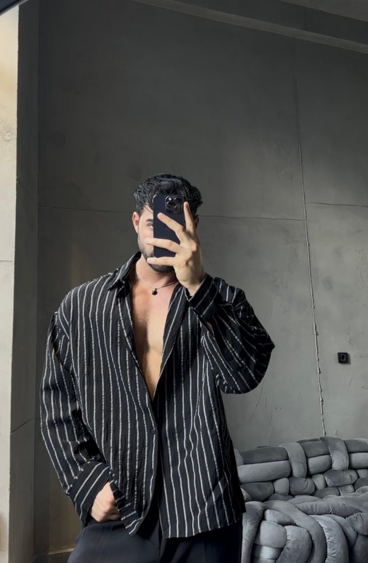 FINE LINE DETAILED OVERSIZE SHIRT black stp’