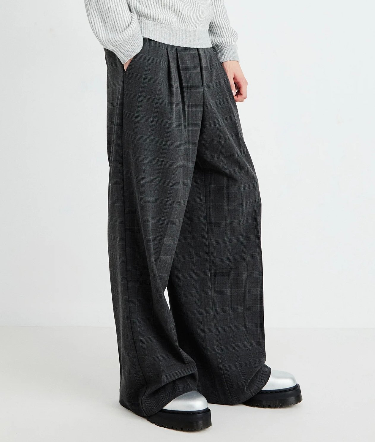 Plaid Pleated Wide Trousers Dark Grey (Unisex)