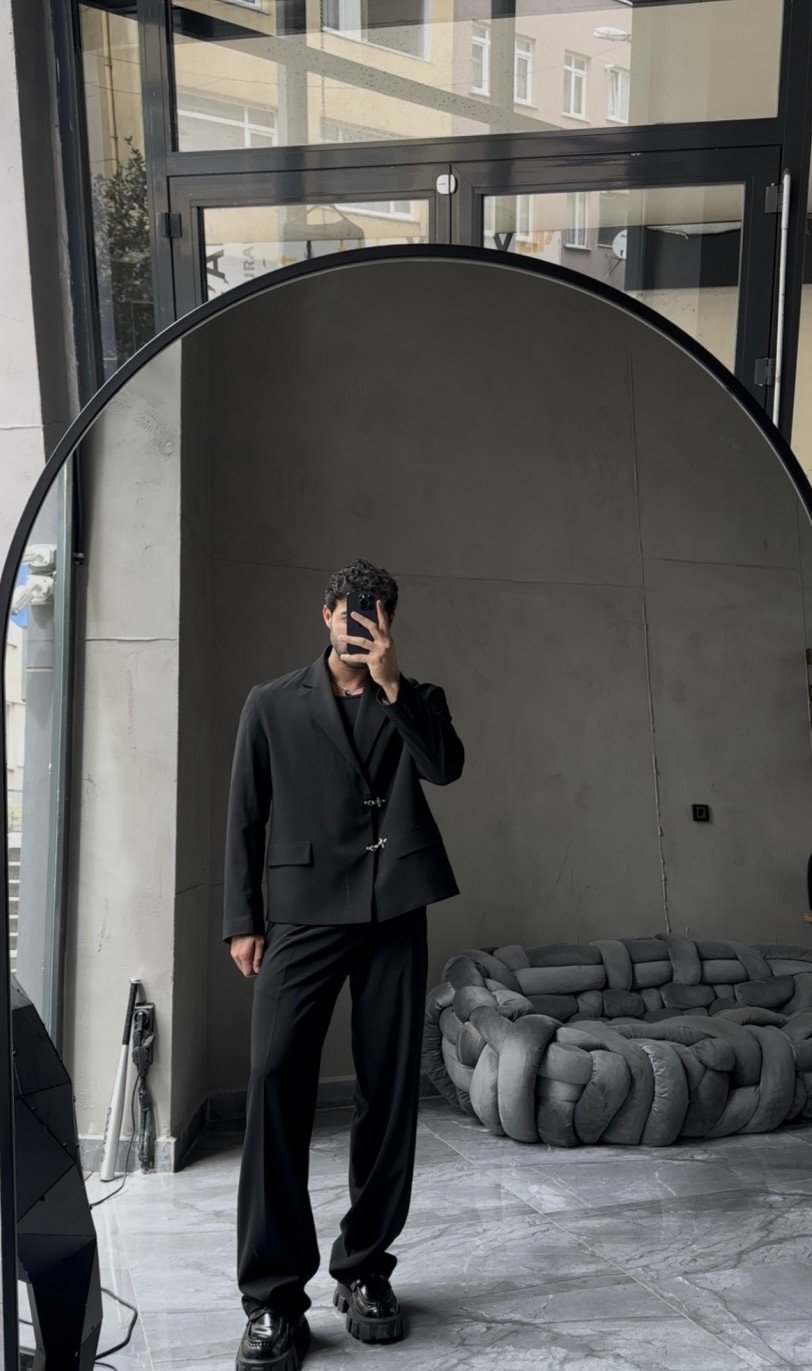 Black Double hook suit
